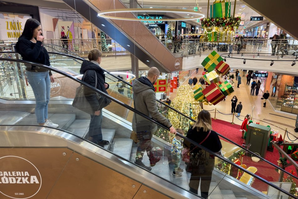 Przedświąteczna gorączka w Galerii Łódzkiej. Ile osób zdecydowało się na zakupy?