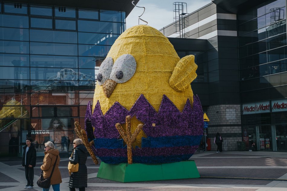 Łódź. Jarmark Wielkanocny w Manufakturze. Regionalne przysmaki, świąteczne ozdoby i więcej