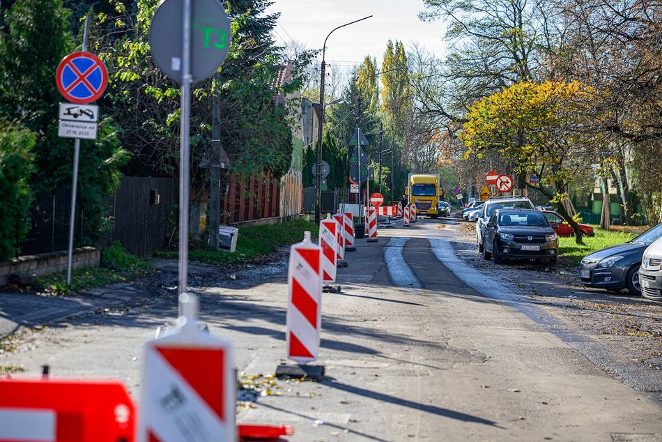 Łódź. Początek remontu Zaolziańskiej w Łodzi. Zmiany w ruchu