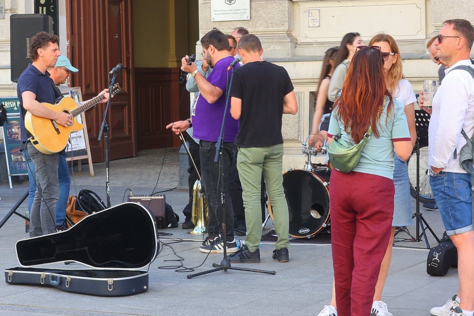 Lato zawitało na Piotrkowską i plac Wolności. To gorący weekend w Łodzi