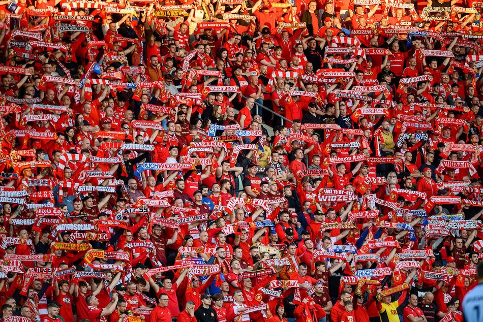 Łódź. Kibice na meczu Widzew Łódź z Motorem Lublin. Odszukaj się w galerii