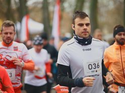 Łódź. Bieg Niepodległości w parku Julianowskim