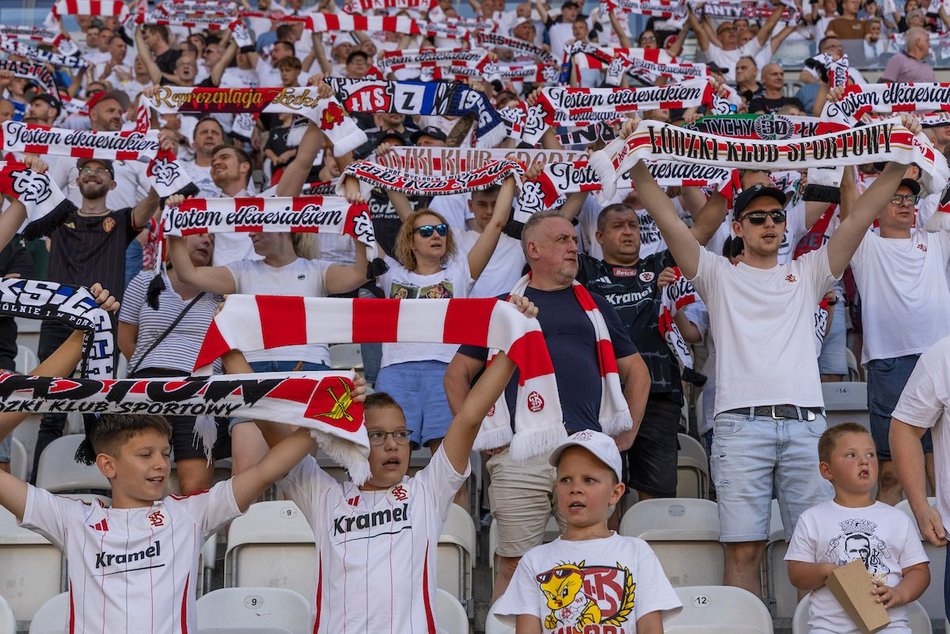 Łódź. Kibice na meczu ŁKS Łódź ze Stalą Mielec. Byłeś? Odszukaj się w naszej galerii