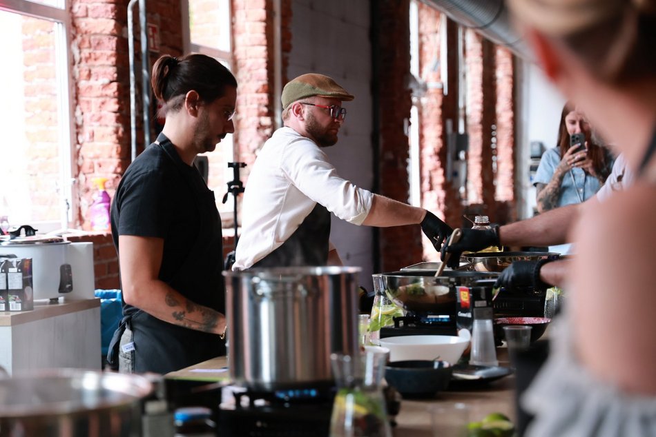 Łódź. Gastro dla schroniska w Łodzi. Tak się łączy miłość do jedzenia, muzyki i zwierząt!