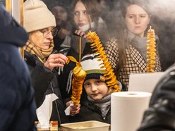 Tłumy na otwarciu Jarmarku Bożonarodzeniowego w Łodzi. Byłeś/aś? Znajdź się na zdjęciach!