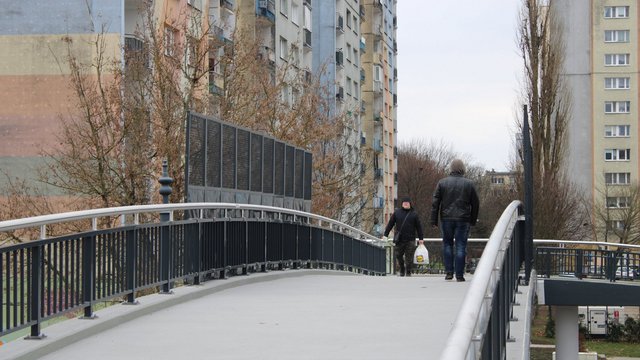 Piesi górą! Nowe kładki na Wyszyńskiego w Łodzi już gotowe! [ZDJĘCIA]