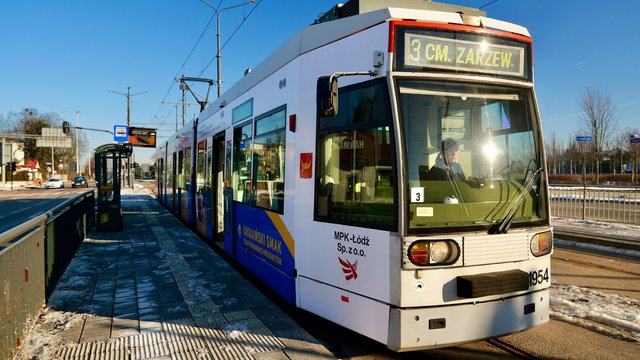 Tramwaje MPK Łódź wróciły na Łagiewnicką. Zobacz, jak suną po torach [ZDJĘCIA]