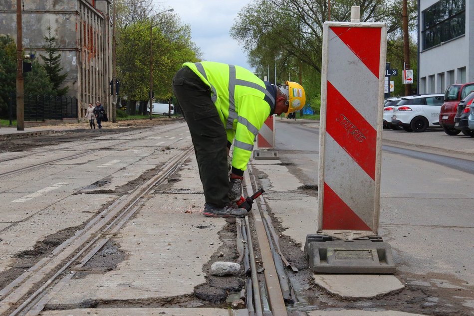 Przybyszewskiego w remoncie. Sprawdzamy, jak przebiegają prace.