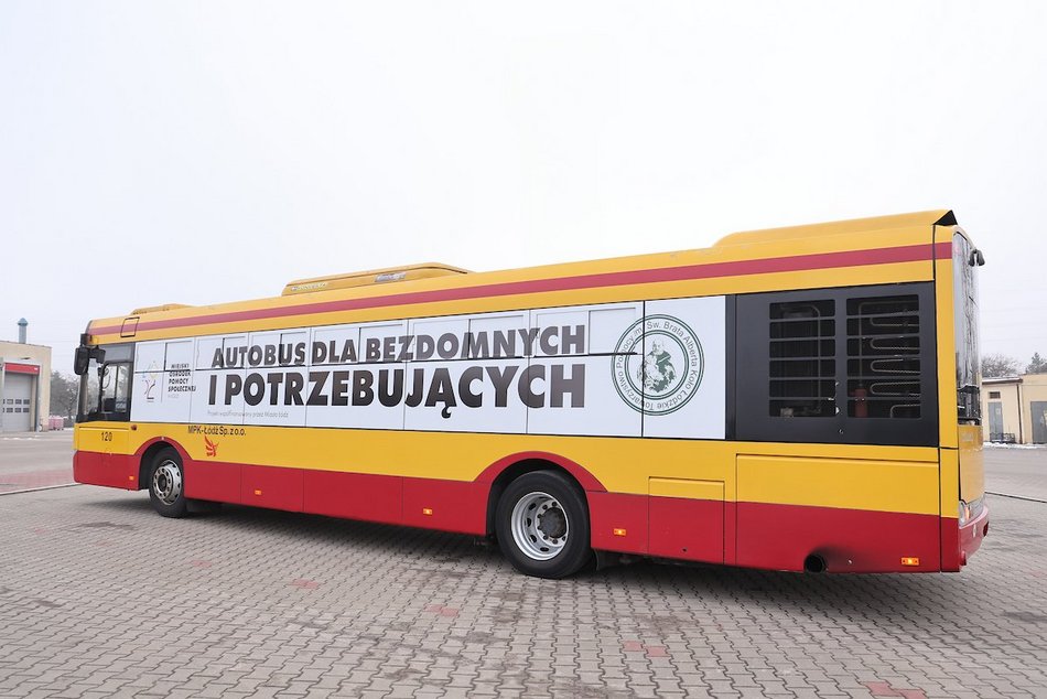 Łódź. Autobus dla osób w kryzysie bezdomności