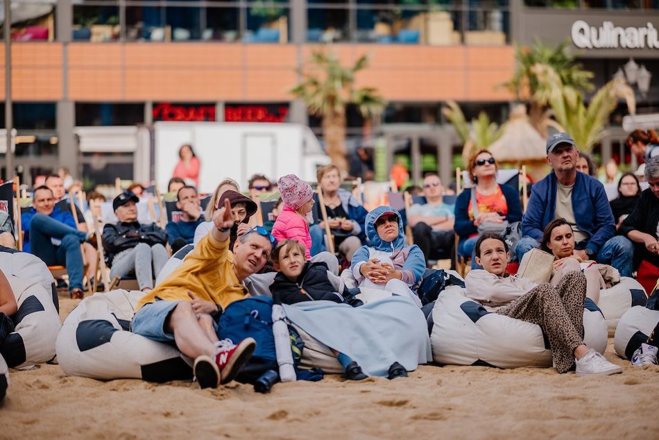 Łódź. Sławosz Uznański-Wiśniewski w kosmosie! Łodzianie oglądali start na Astropikniku w Manufakturze