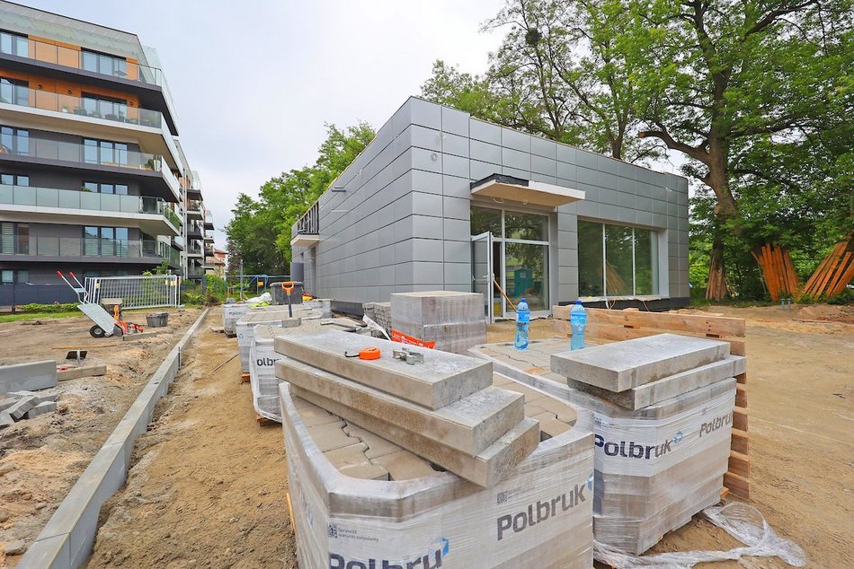 Łódź. Nowy pawilon handlowy przy Górniczej w Łodzi. Budowa na Bałutach nie zwalnia tempa