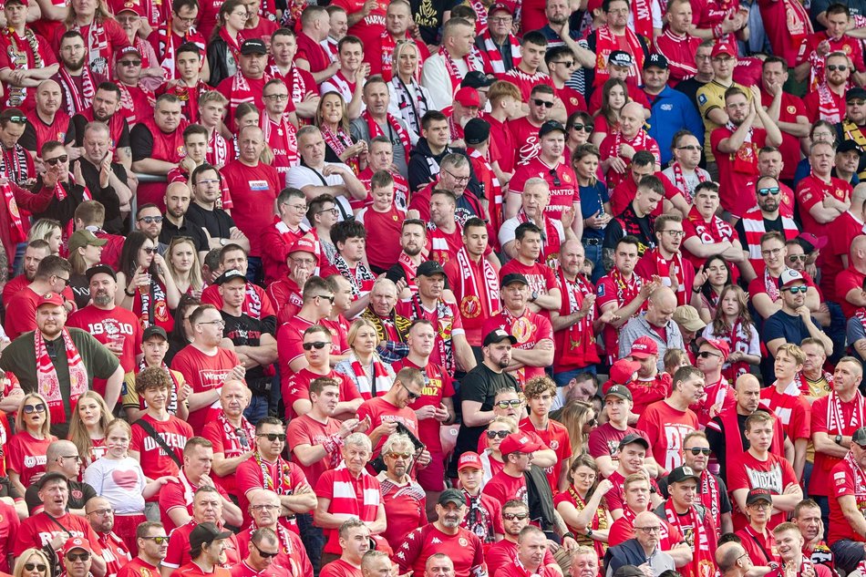 Kibice na meczu Widzewa Łódź