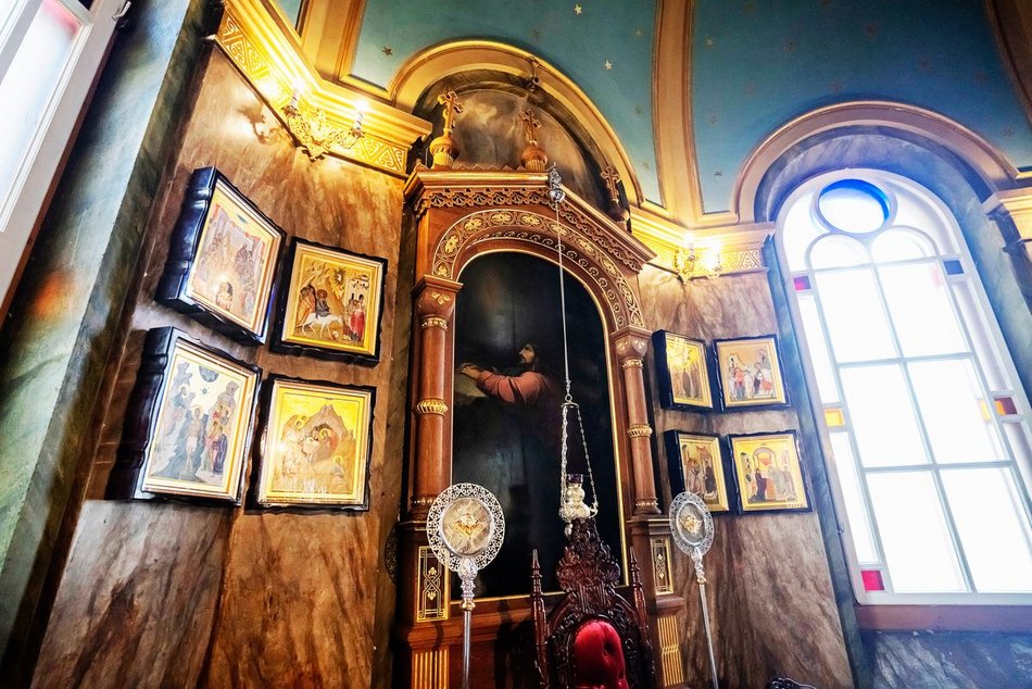 Łódź. Cerkiew w Łodzi zachwyci każdego. Widziałeś, jak zjawiskowo wygląda w środku?
