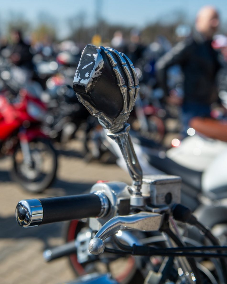 Parada motocyklistów przejechała ulicami Łodzi. Sezon rozpoczęty! Byłeś?