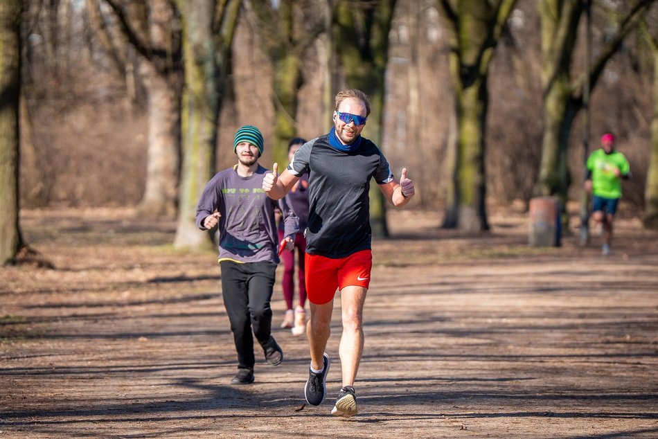 Łódź. Parkrun w Parku Poniatowskiego w Łodzi. Brałeś udział w biegu? Znajdź się na zdjęciach!