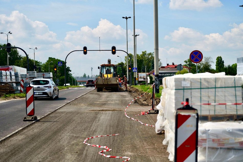 Łódź. Remont Rzgowskiej nabiera tempa