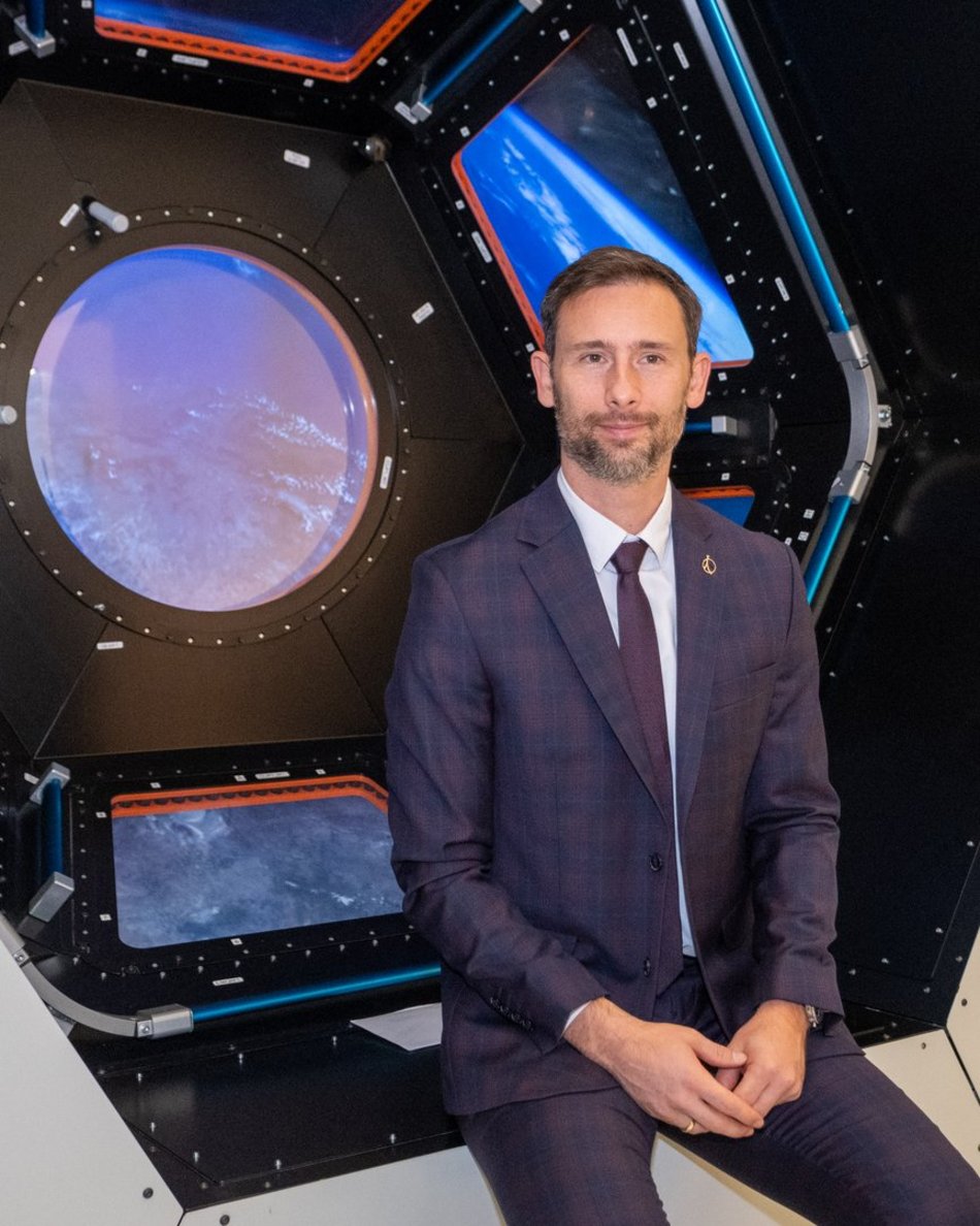 Łódź. Sławosz Uznański-Wiśniewski w EC1 Łódź. Tłumy łodzian na spotkaniu z astronautą