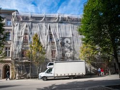 Rewitalizacja. Kamienica przy Wschodniej pięknieje. Podwórko będzie przykuwać uwagę