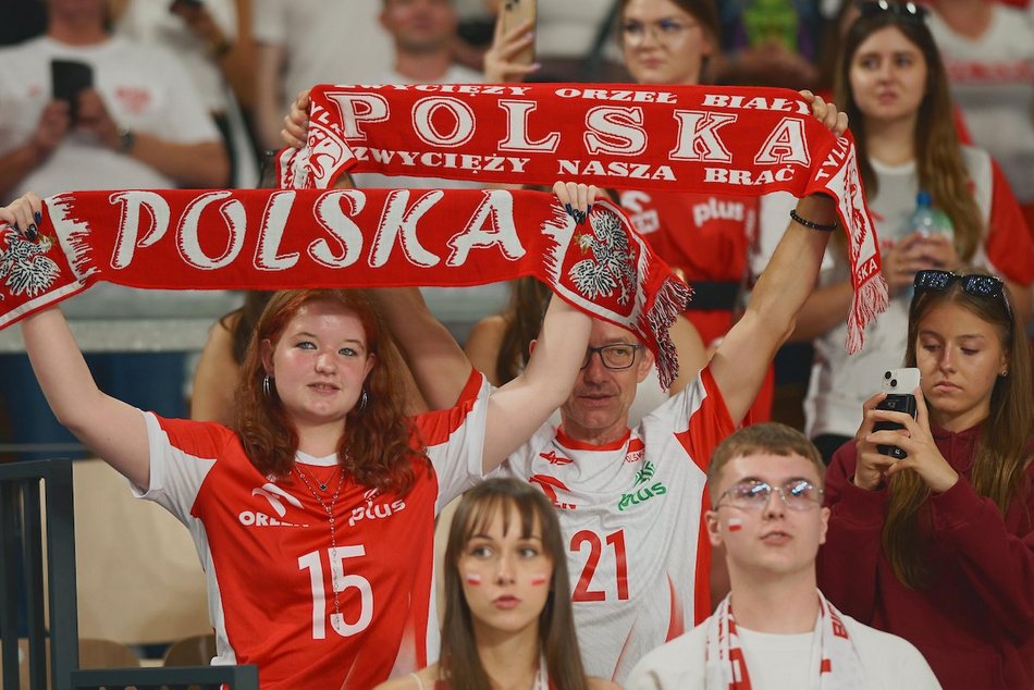 Łódź. Polska gra z Brazylią! Pełne trybuny w Atlas Arenie w Łodzi