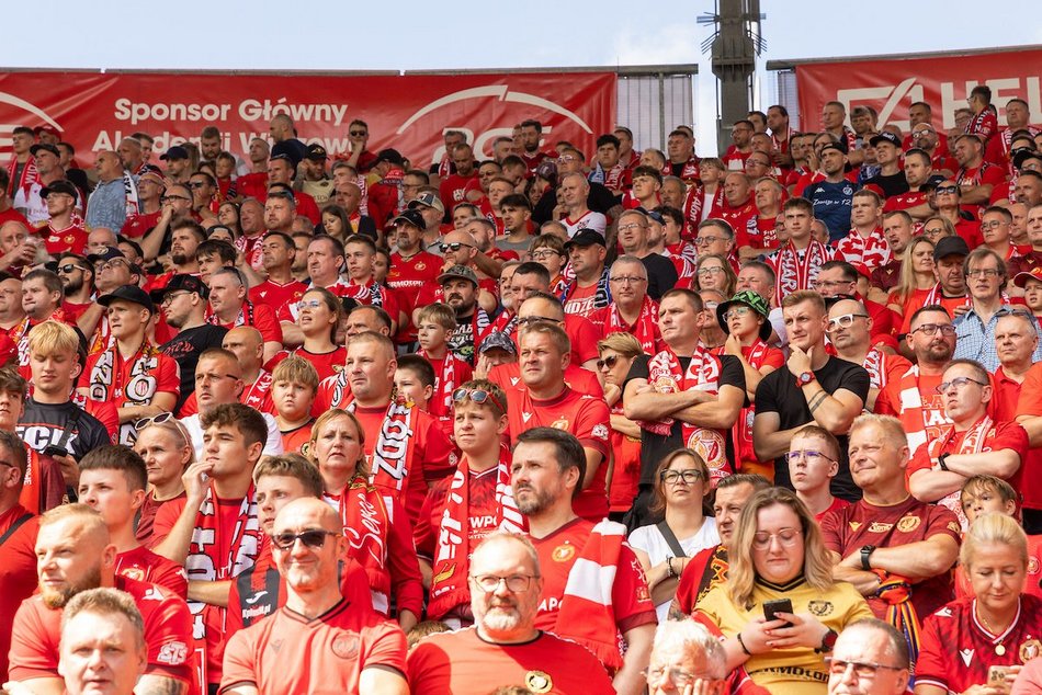 Łódź. Kibice na meczu Widzewa Łódź z Zagłębiem Lubin. Byłeś? Odszukaj się w galerii