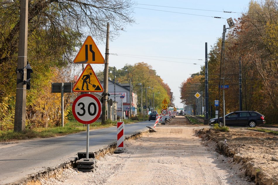 widok na roboty drogowe na ulicy Aleksandrowskiej