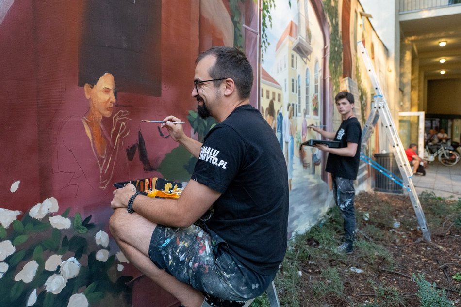 Łódź. Niezwykły mural w Pasażu Róży w Łodzi. Iście włoski klimat!