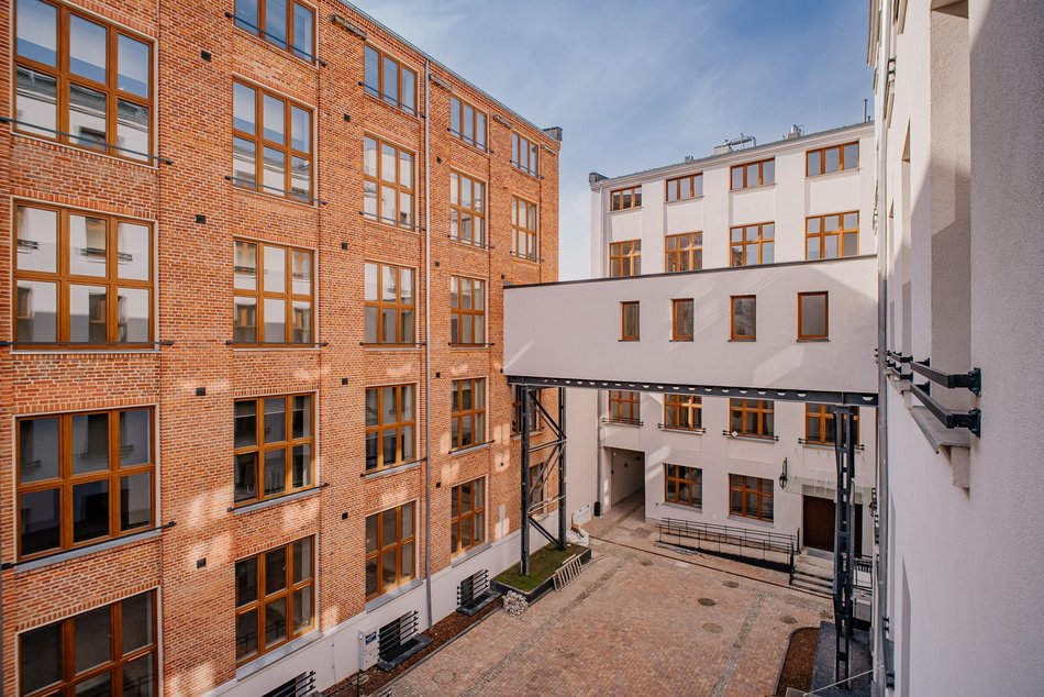 Łódź. Wsparcie dla dzieci i cudzoziemców w Łodzi. Co oferuje Centrum Wsparcia i Rozwoju Społecznego?