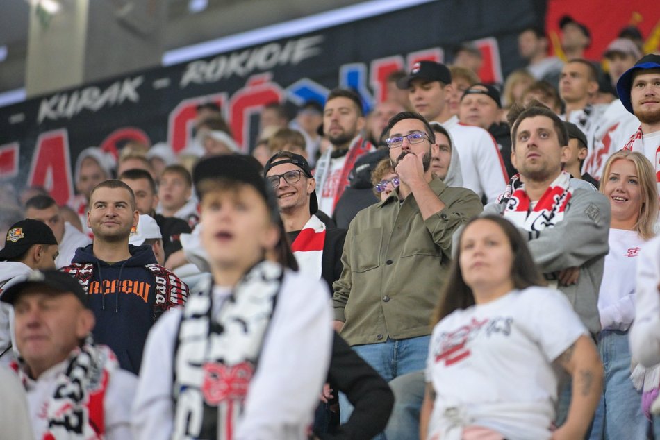 Kibice na meczu ŁKS Łódź z Polonią Warszawa. Byłeś/aś tam? Znajdź się w galerii!