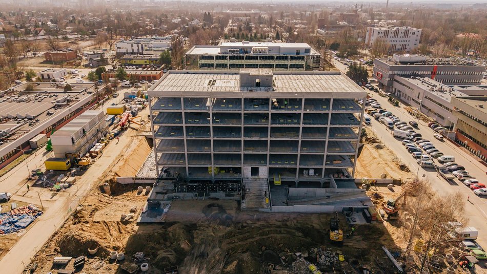 Łódź. Wielka budowa przy CKD z lotu ptaka. Powstaje nowy gmach Uniwersytetu Medycznego