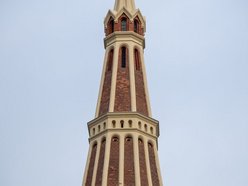 Kościół przy Sienkiewicza w Łodzi po remoncie. Jego wieże znów lśnią