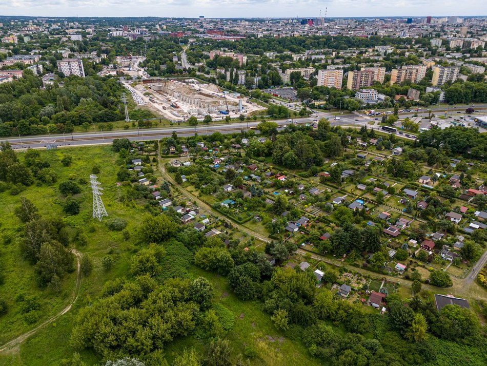Włókniarzy i stacja Łódź Koziny z lotu ptaka