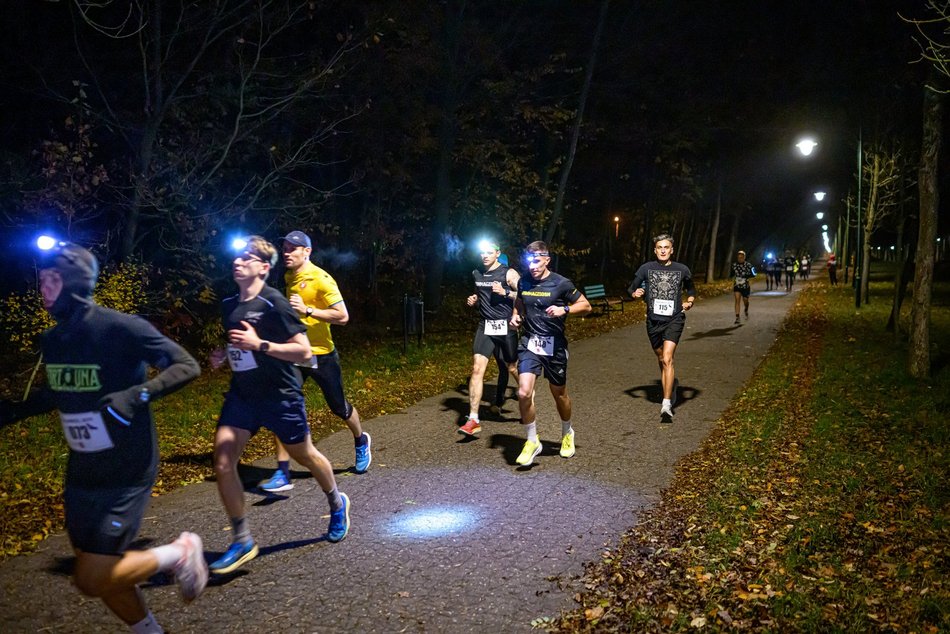 Łódź. Halloween Run w parku na Zdrowiu. Tak bawią się biegacze z Łodzi!