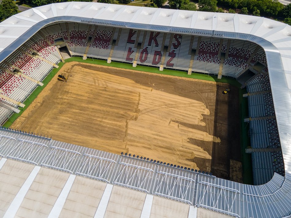 stadion piłkarski z lotu ptaka