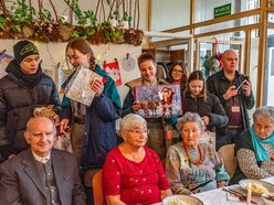 Seniorzy z Domów Dziennego Pobytu w Łodzi obdarowani przez harcerzy!