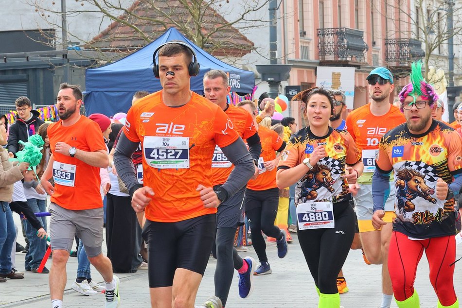 Łódź. DOZ Maraton Łódź 2026. Brałeś udział w biegu na 10 km? Znajdź się na zdjęciach!