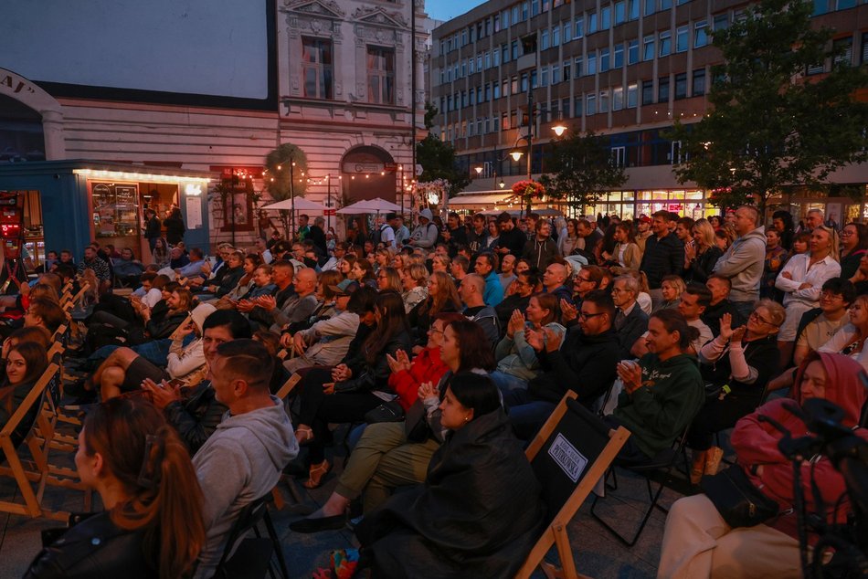 Łódź. Stand-up Piotrkowska w Łodzi. Za nami kolejny wieczór z dobrym humorem [ZDJĘCIA]