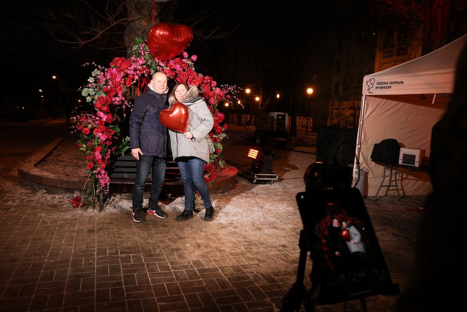 Łódź. Walentynki w Pasażu Rubinsteina w Łodzi. Aż czuć miłość w powietrzu!