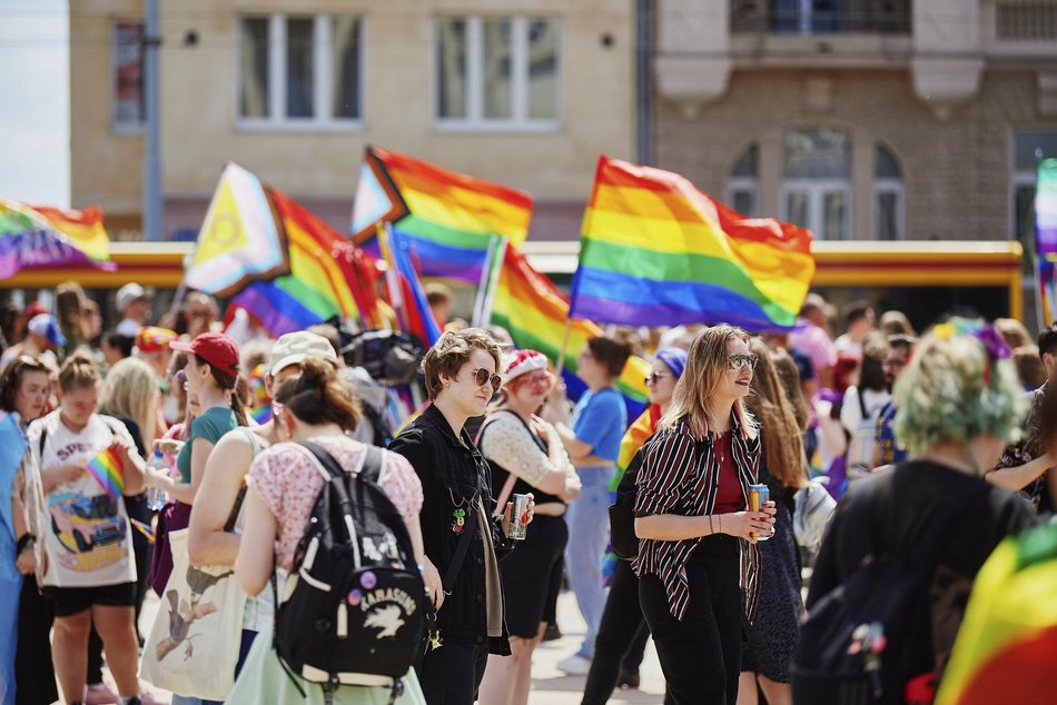 Uczestnicy Marszu Równości na ulicach Łodzi