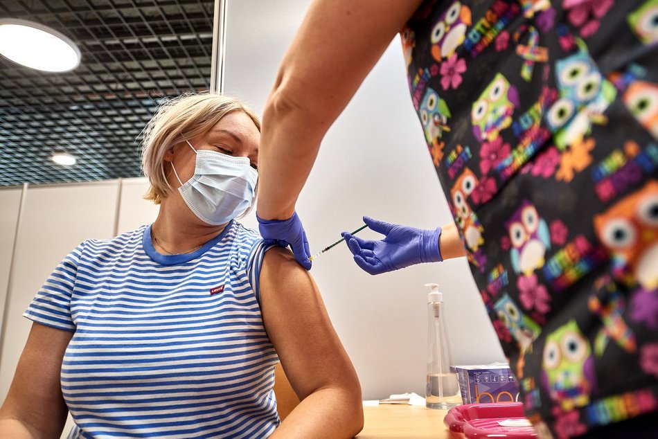 Szczepienia przeciwko COVID-19 w Łodzi