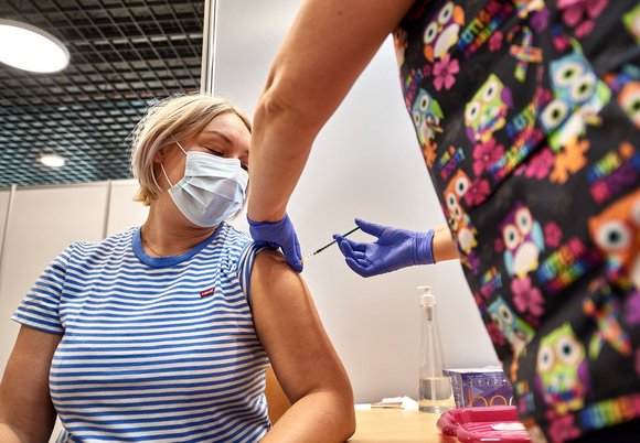 Szczepienia przeciwko COVID-19 w Łodzi