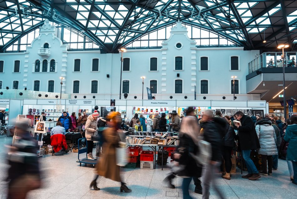 II Łódzkie Targi Książki na dworcu Łódź Fabryczna
