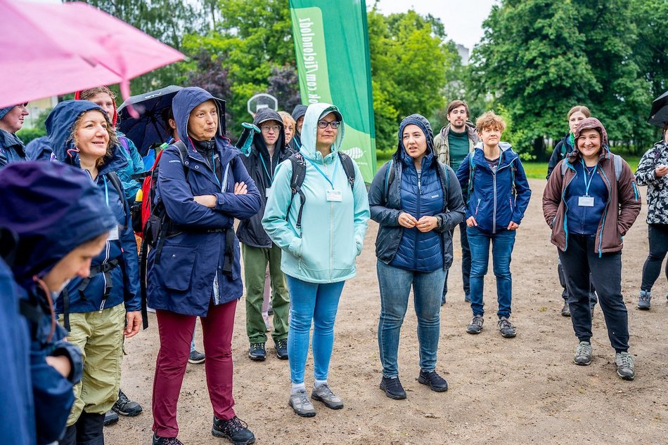 Łódź. Żadna wyprawa im nie straszna! Śmiałkowie wyruszyli na nocny spacer po Łodzi
