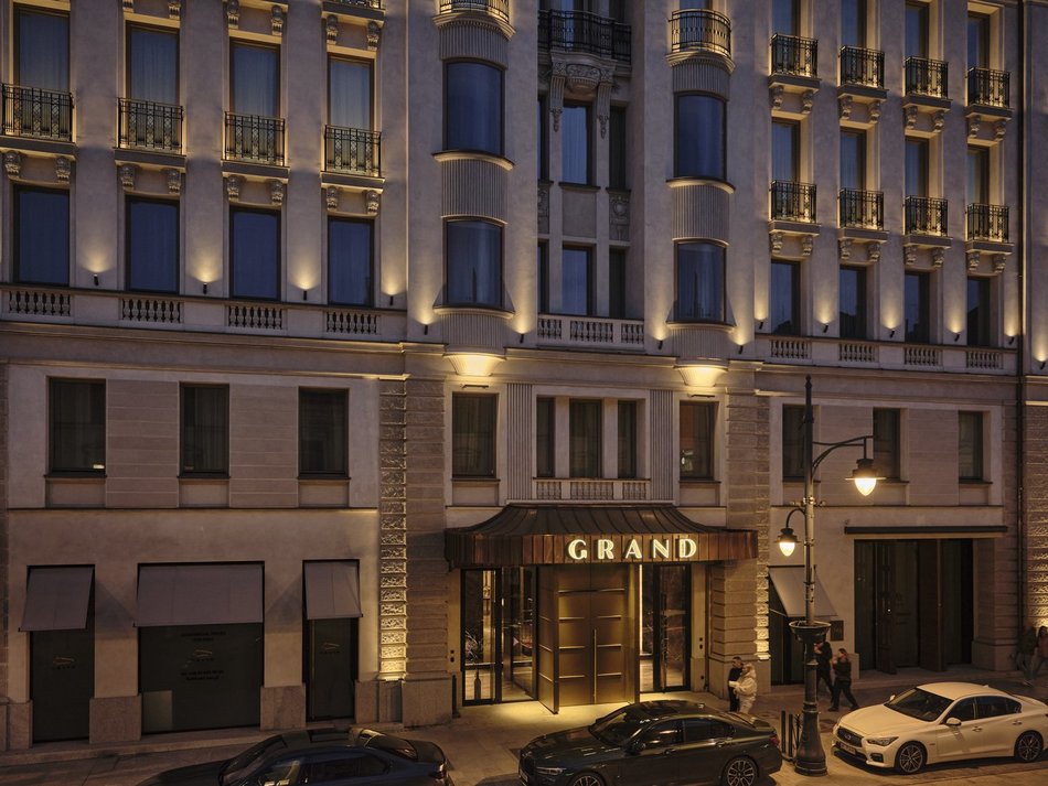 Łódź. Nowości w Grand Hotelu. Restauracja i taras z widokiem na panoramę miasta