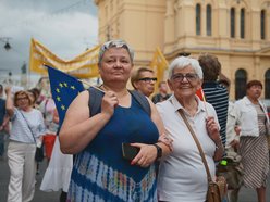Łódź dla wszystkich! Piotrkowską przeszedł pokojowy spacer