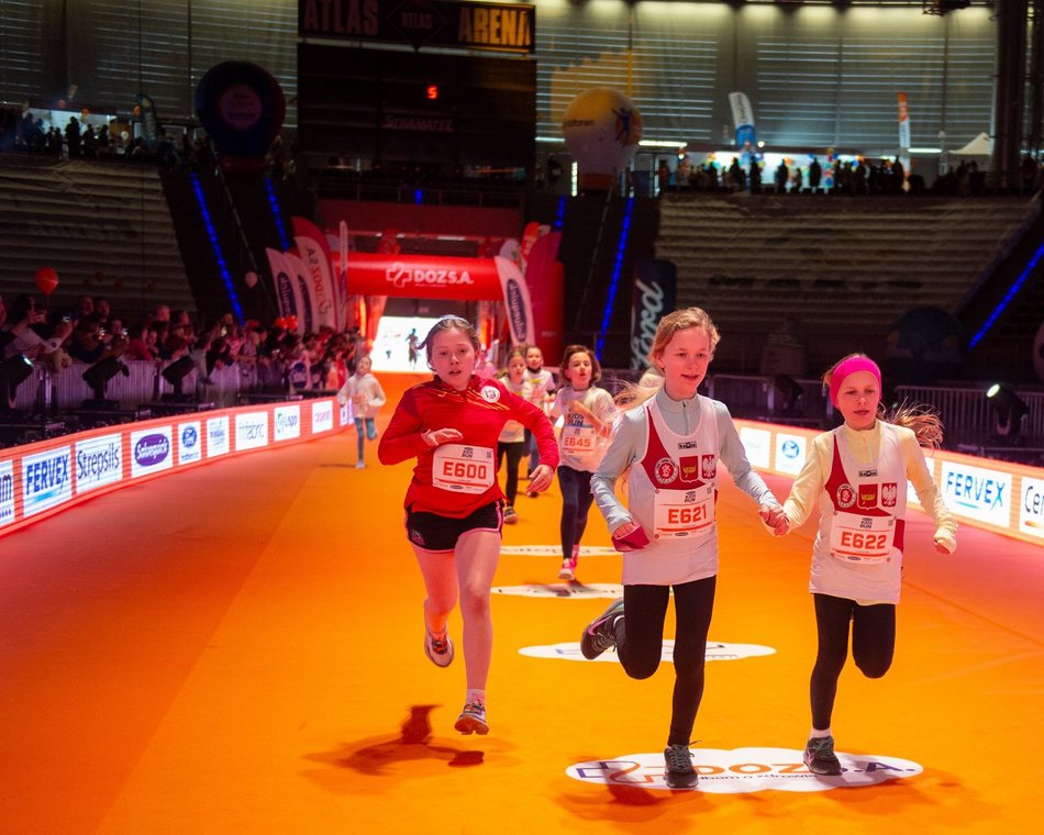 Kids Run na DOZ Maraton Łódź 2025. Tak pobiegły dzieci!