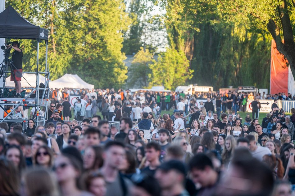 Łódź. Tłumy na Juwenaliach 2026 w Łodzi. Byłeś/aś pierwszego dnia? Znajdź się na zdjęciach!