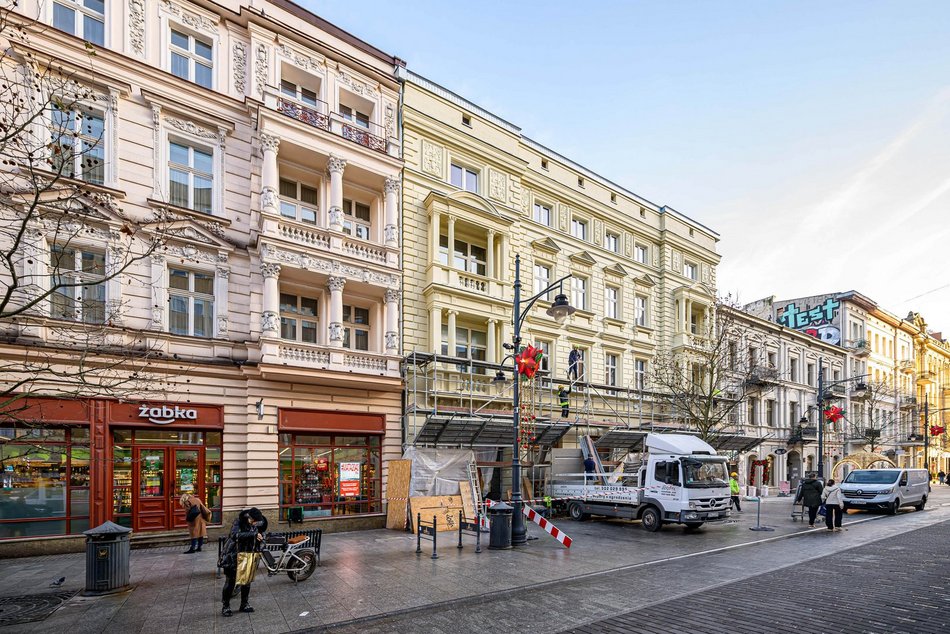 Łódź. Remont kamienicy z McDonald’s na Piotrkowskiej w Łodzi. Kiedy lokal wróci w nowej odsłonie?