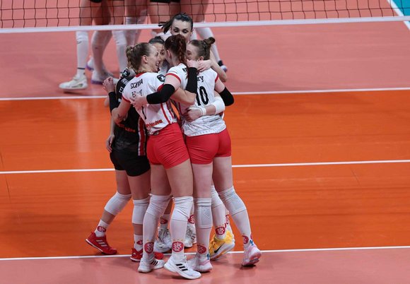 Łódź. ŁKS Commercecon Łódź wraca na zwycięską ścieżkę! Chemik Police pokonany po tie-breaku