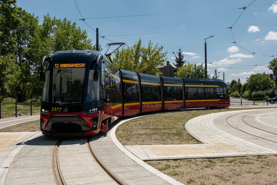 Łódź. Pierwszy tramwaj MPK Łódź na Śmigłego-Rydza. Kiedy „13” wróci na krańcówkę Niższa?