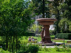 Łódź. Muzea w Łodzi czekają na odwiedzających. Kiedy otwiera się ogród Muzeum Miasta Łodzi i Dętka?